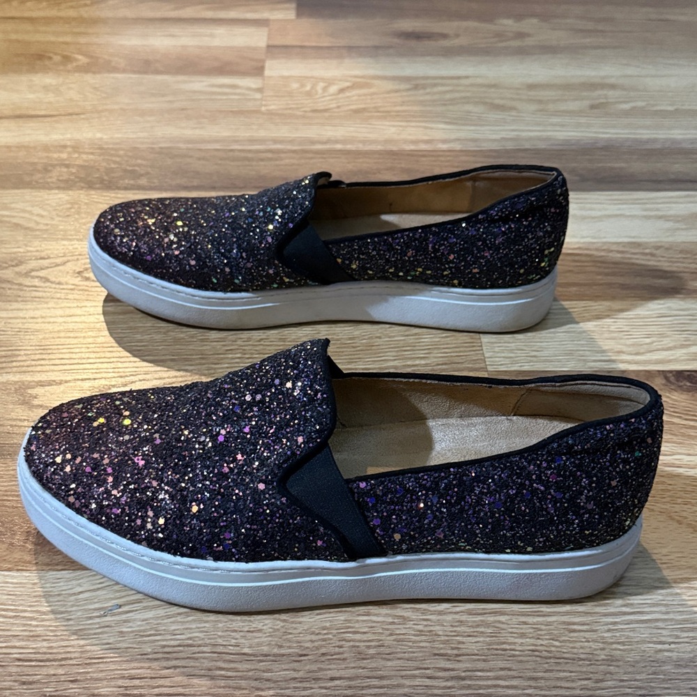 Naturalizer Purple Glitter Sneakers - Picture 3 of 5